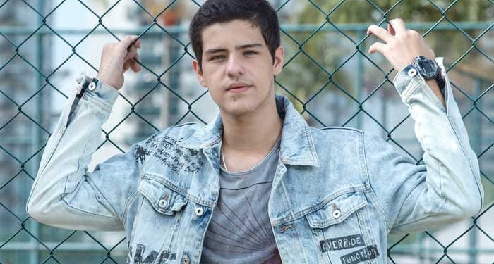 Paulo Mendes está no início de sua trajetória profissional