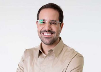 Paulo Mathias estreita laços com o entretenimento