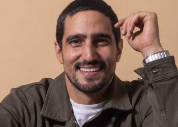 Renato Góes adere à leveza do ex-skatista Tom em “Família é Tudo