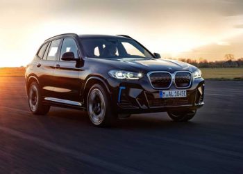 BMW iX3 se mantém como um dos melhores SUVs elétricos