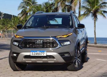 Fiat Toro Volcano T270 flex mostra as qualidades que amedrontam os rivais