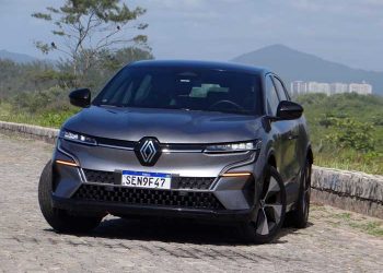 Megane E-Tech tem estilo, performance e conforto para mudar a imagem da Renault