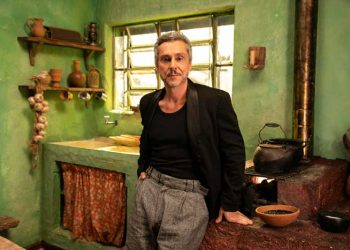 Alexandre Nero tem visto um misto de emoções no “set” de “No Rancho Fundo”