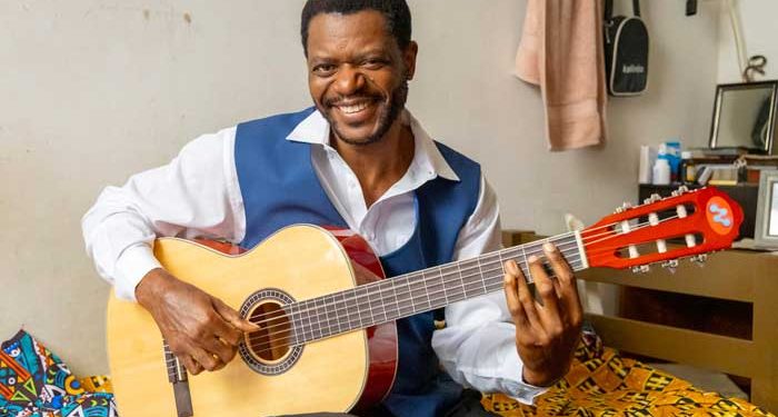 Bukassa Kabengele está reencontrando parcerias no “set” de “Mania de Você”