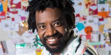 Fabrício Boliveira está de volta às novelas