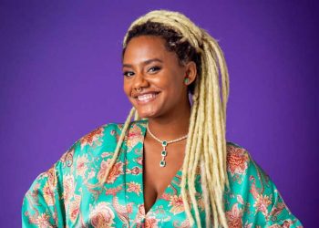 Jessica Ellen tem lembrado de seus passos iniciais na trajetória artística