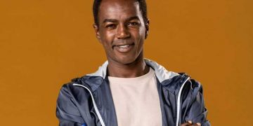 Jonathan Azevedo exalta importância de histórias sociais diante das câmeras