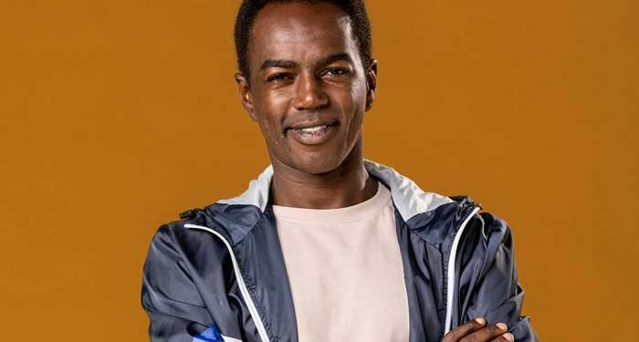 Jonathan Azevedo exalta importância de histórias sociais diante das câmeras