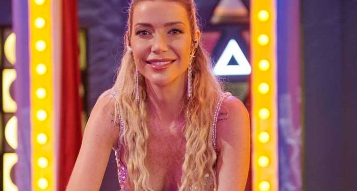 A tevê tem sido uma presença constante na rotina de Luiza Possi