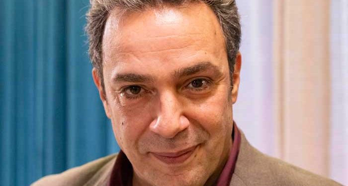 Marcelo Médici tem uma série de ferramentas para interpretar o trambiqueiro Ubaiara