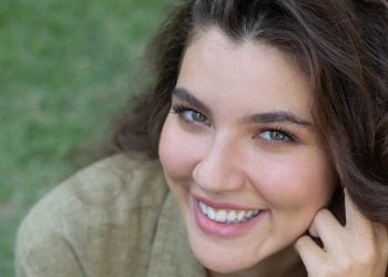 Alanis Guillen está de volta ao horário nobre