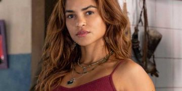 A música é uma parte essencial da carreira de Lucy Alves