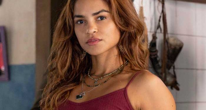 A música é uma parte essencial da carreira de Lucy Alves