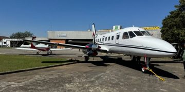 Policiais do 30º DP fazem apreensão de avião da droga