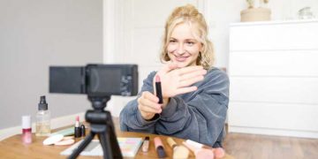 Programação de cursos e palestras gratuitas