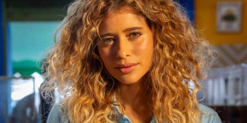 Isadora Cruz retorna ao vídeo em um universo completamente novo