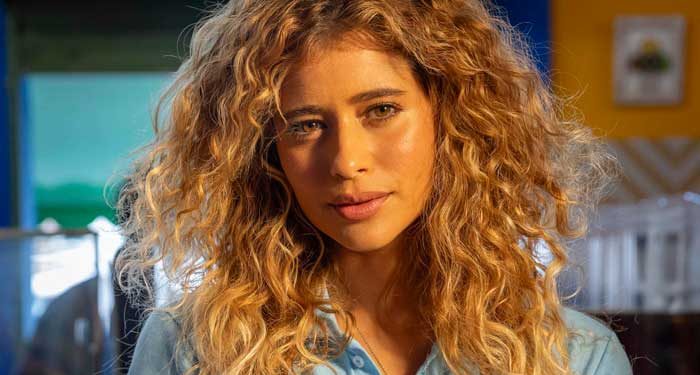 Isadora Cruz retorna ao vídeo em um universo completamente novo