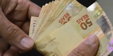 Dinheiro esquecido: apropriação de recursos por parte do governo é considerada confisco