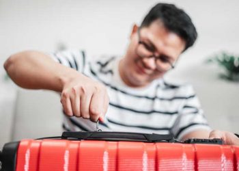 Extravio de bagagens em voos é risco real; seguro que prevê cobertura evita prejuízos