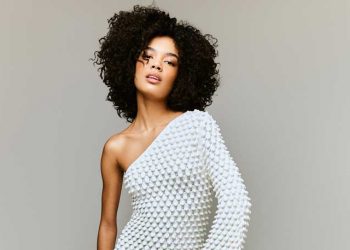 Bia Santana tem pressa em ganhar novas oportunidades na tevê