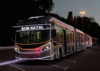 Prefeitura organiza passeio gratuitoem ônibus iluminados