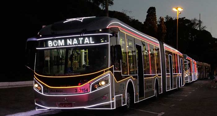 Prefeitura organiza passeio gratuitoem ônibus iluminados