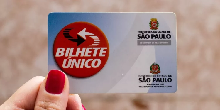 Bilhete único: Estudantes devem fazer solicitação ainda em 2024