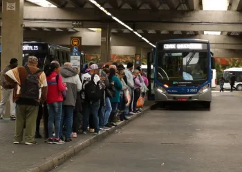 Tarifa de ônibus em São Paulo será de R$ 5,00 a partir de 6 de janeiro