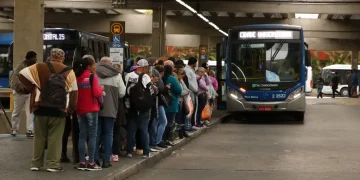 Tarifa de ônibus em São Paulo será de R$ 5,00 a partir de 6 de janeiro