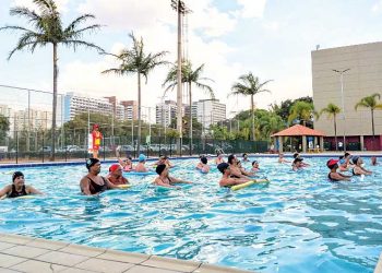 CEUs estão com piscinas abertas para a população aos feriados e finais de semana