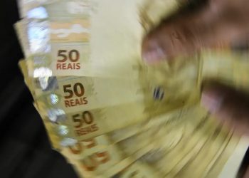 Mais de 31% das empresas do país começaram o ano endividadas