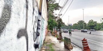 Muro de fábrica desativada causa medo no Tatuapé