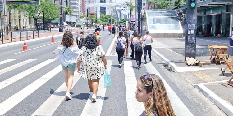 O que fazer na Avenida Paulista de domingo?