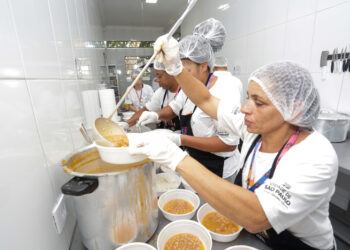 Prefeitura ultrapassará a marca de 2 milhões de refeições distribuídas em apenas dois meses