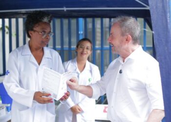 São Paulo lança Carteira de Vacinação da Pessoa Idosa