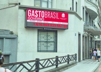 ‘Gastômetro’ é inaugurado no20º aniversário do ‘Impostômetro’