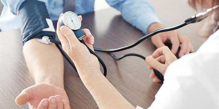 HIPERTENSÃO ARTERIAL: Doença silenciosa e perigosa