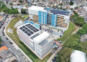 ZL ganha centro educacional batizado com o nome do rei Pelé