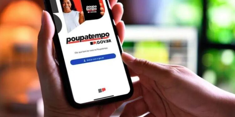 Serviços digitais do Poupatempo crescem 1.300% e tempo de espera cai pela metade