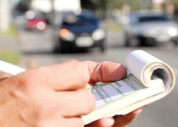 Cinco boas práticas para evitar multas de trânsito