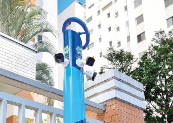 CONTENÇÃO DE CHEIAS: Obras no Córrego Rio Verde