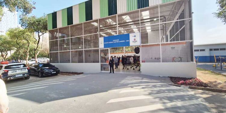 Alice Wegmann se realiza nopapel de Solange, em “Vale Tudo”