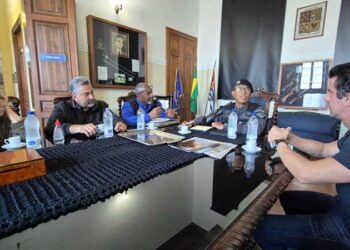 Consegs da região visitam o Batalhão Tobias de Aguiar da Rota