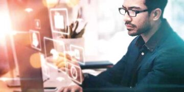 MÃOS E MENTES PAULISTANAS: Oficina com estrategista digital