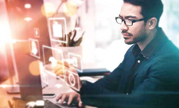 MÃOS E MENTES PAULISTANAS: Oficina com estrategista digital