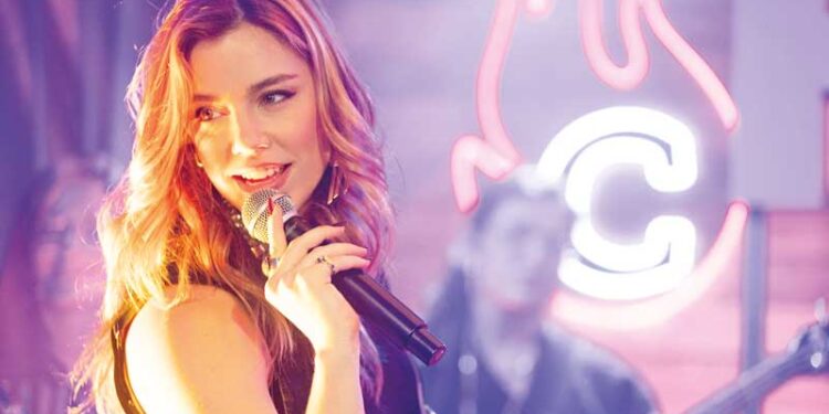Alice Wegmann se realiza nopapel de Solange, em “Vale Tudo”