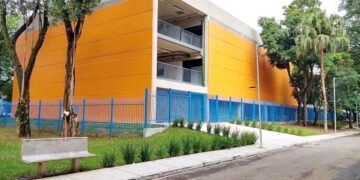 Alice Wegmann se realiza nopapel de Solange, em “Vale Tudo”