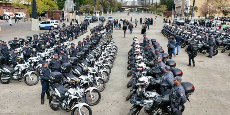 Prefeitura coloca câmeras integradas ao Smart Sampa em 100 motos da GCM e da PM