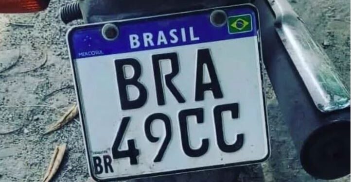 Programa Smart Sampa detecta quase nove mil motos com mesma placa na cidade: BRA 49CC