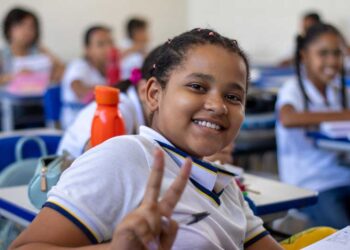 Alice Wegmann se realiza nopapel de Solange, em “Vale Tudo”